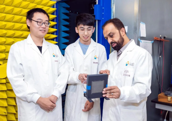 KAUSTは、外国企業と共同で5Gから6Gへの通信技術を開発する新たな研究時代の幕開けを発表した。(SPA)