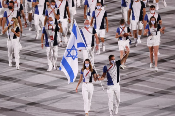 パレスチナ・オリンピック委員会は、オリンピック当局に対し、イスラエル選手団（東京大会開会式にて）のパリ大会への参加を禁止するよう要請した。(ロイター/写真）
