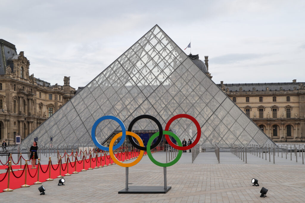 日本は2021年東京五輪で金メダル27個、総メダル数58個と過去最多。(AFP)