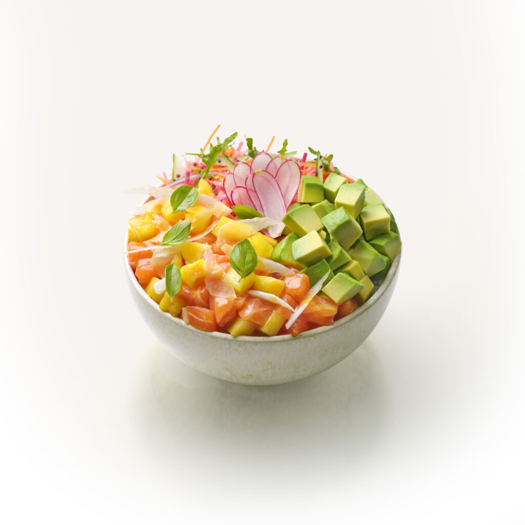 新しいレシピは、「ユニークでエキゾチックな風味」で「夏の活気あるエッセンスを取り入れる」ために考案された。提供