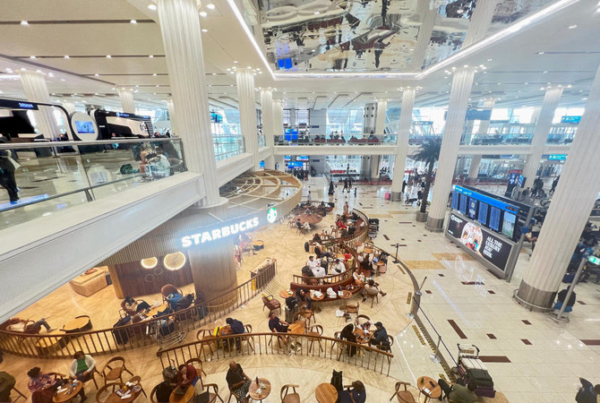 ドバイ国際空港は、世界の航空業界とドバイ首長国の経済的健全性のバロメーターとして機能している。(ロイター）