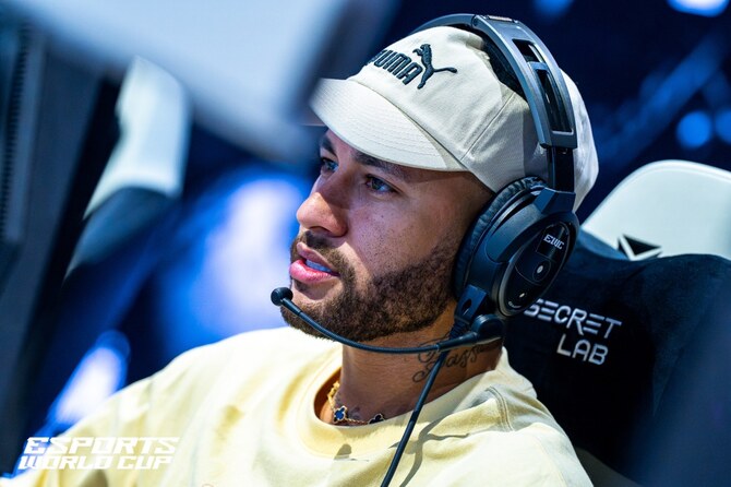 ネイマールはリヤドで開催されたEスポーツ・ワールドカップの特別クロス競技に参加した。(提供)