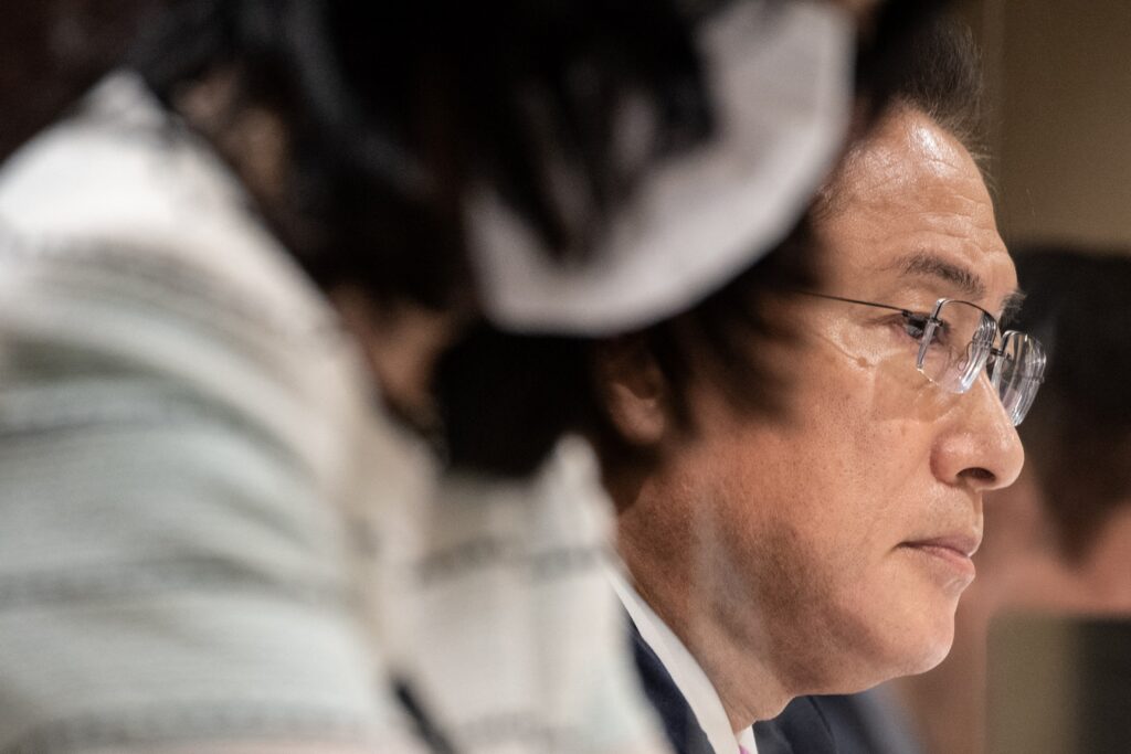 茂木敏充幹事長は２０日の記者会見で、「自民にはさまざまな政策に精通した人材がいる。(AFP)