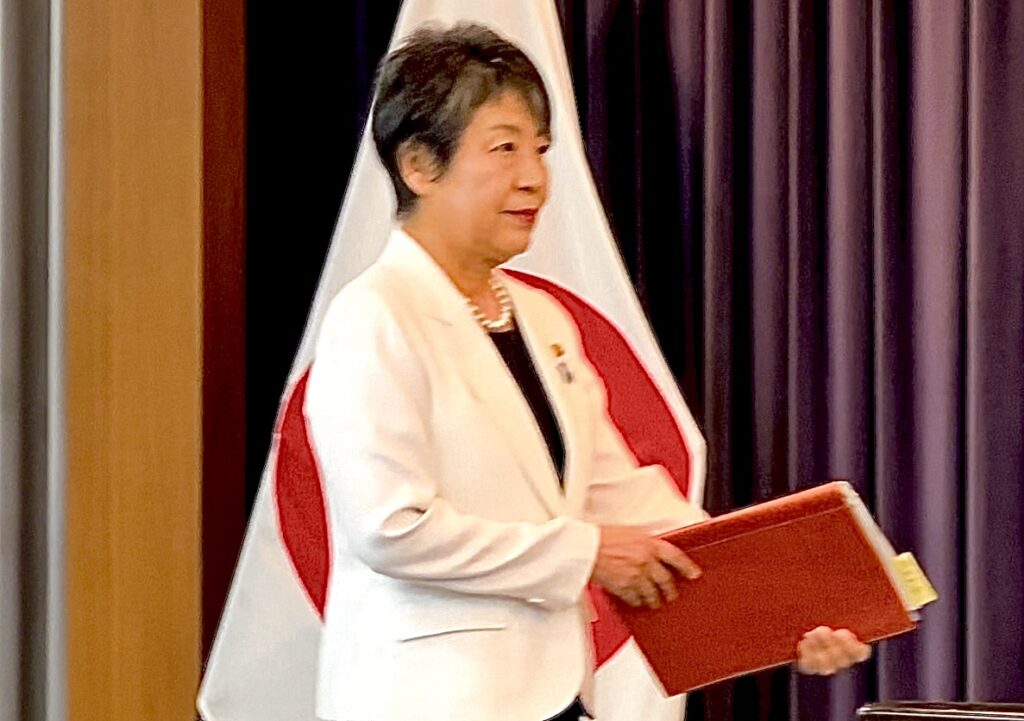 共同声明はまた、情勢の緊急性に鑑み、双方の当事者に対して8月15日にドーハまたはカイロで緊急協議を再開し、これ以上遅滞することなく合意の履行を開始するよう求めた。(AFP)