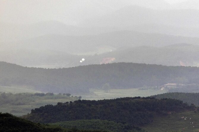 北朝鮮は過去3日間で900個以上のゴミ風船を打ち上げた