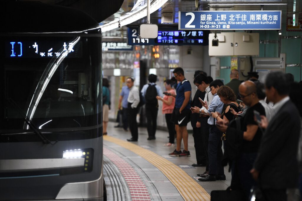データの改ざんが判明したのは、約1万1000軸(約2700車両)のうち、233軸(161車両)。(AFP)