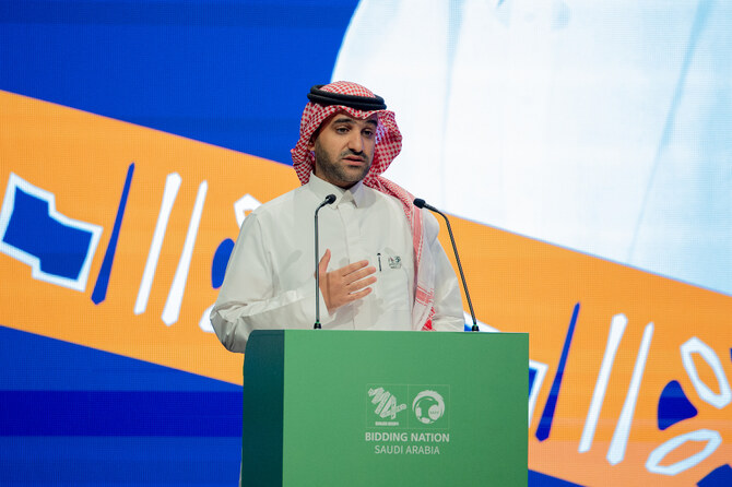 サウジアラビアサッカー協会のFIFAワールドカップ2034招致委員会の委員長であるハマド・アルバラウィ氏がスピーチを行う。(提供)