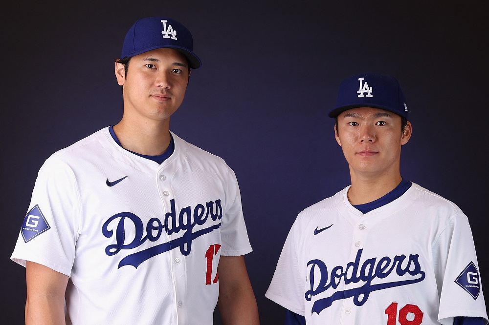 ロサンゼルス:大谷翔平と山本由伸は、日本のトップリーグでプレーしていた時代から友人である。そして今、ロサンゼルス・ドジャースの一員としてメジャーリーグのプレーオフに一緒にデビューすることになった。
