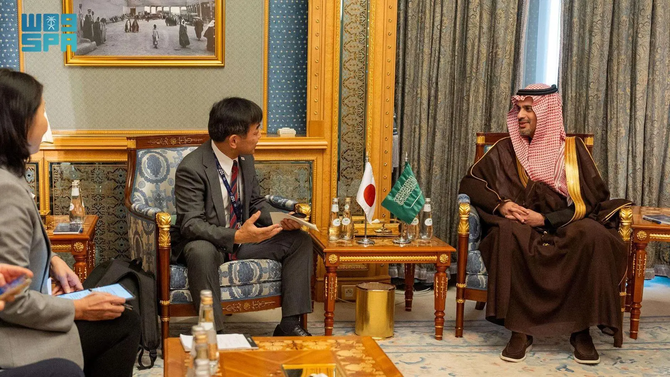 ヘイサム・アル=オハリ通信情報技術副大臣は、3カ国の関係者と話し合いを行った。SPA