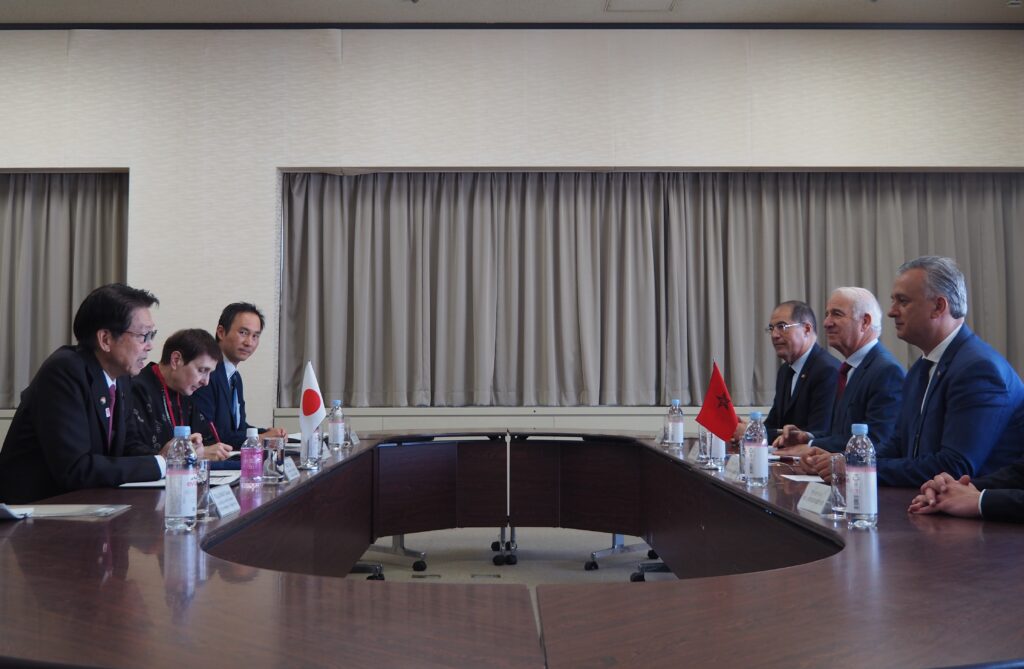 両国の担当省は、モロッコにおける日本企業の投資・貿易支援に努める。(MOFA)