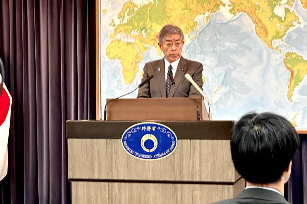同相はアラブニュース・ジャパンの質問に対し、「今回のような措置が域内の緊張をさらに高めることを憂慮しており、本件をめぐる動向を懸念をもって注視している」と述べた。(ANJ)
