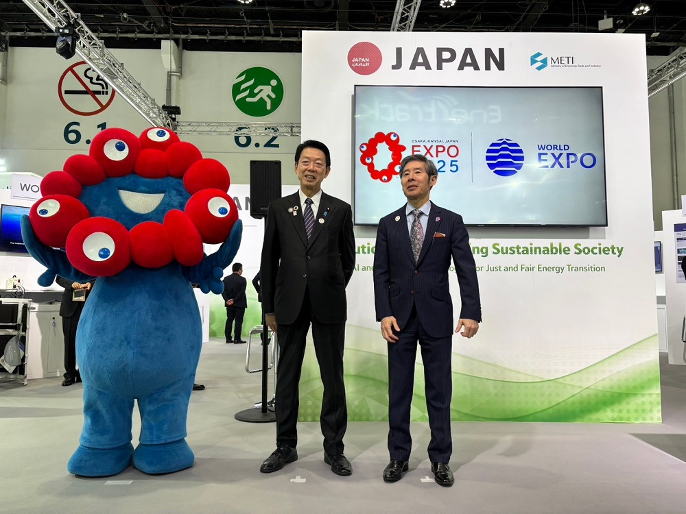 日本パビリオンには6社が出展した。
