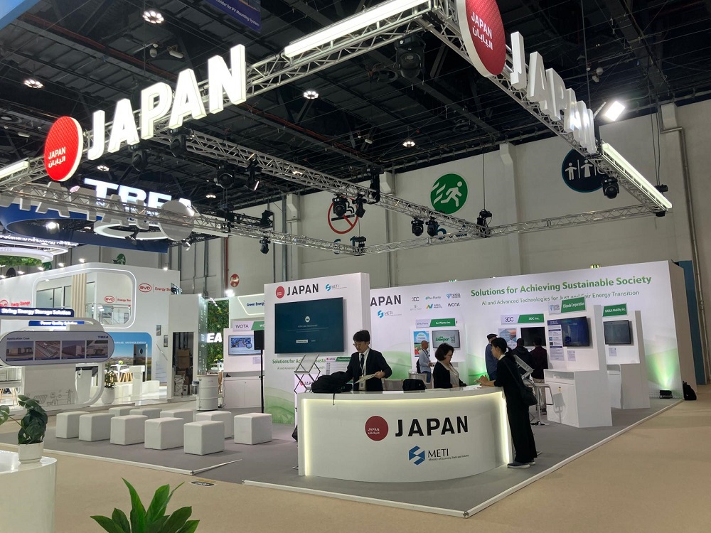 日本パビリオンには6社が出展した。