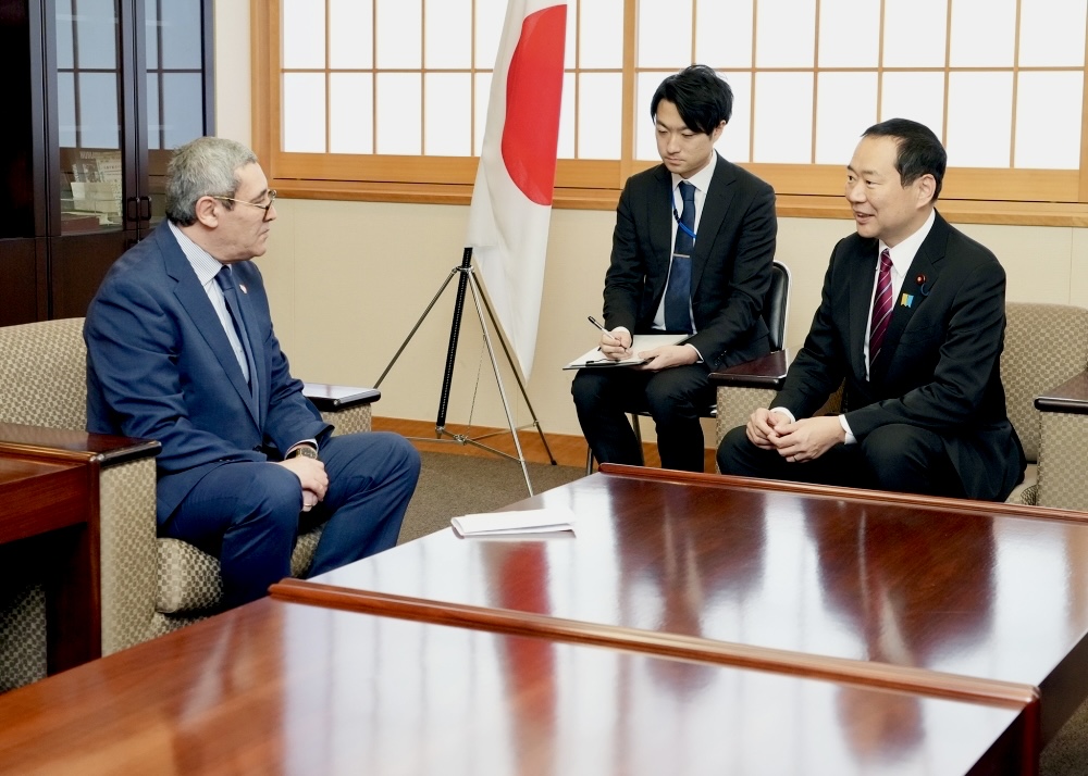またシャッフラ大使は「政治対話、投資環境の促進、VIP訪問の交流拡大を通じて両国関係を強化したい」と語り、双方は中東情勢についての意見交換後、今年の大阪・関西万博と第9回アフリカ開発会議（TICAD9）に向けて協力することで合意した。(MOFA)