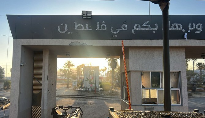 5月にイスラエル軍が公開した写真には、ガザ地区とエジプトの間のラファ検問所のパレスチナ側で活動するイスラエル軍が写っている。(AFP/File)