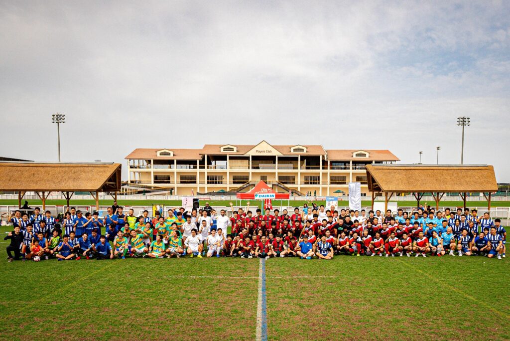 大会には、サウジアラビア、UAE、バーレーン、インド、ドイツ、タイなど、世界各国から9つの日本のサッカークラブが参加した。（提供）