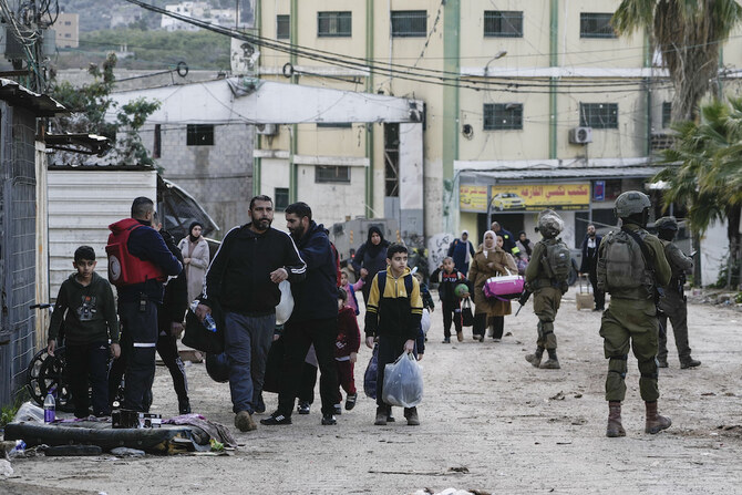 アラブ連盟は土曜日、パレスチナ人の強制退去に断固反対する姿勢を繰り返し、そのような行為はパレスチナ人の大義と地域の安定を損なうと警告した。(AP通信)