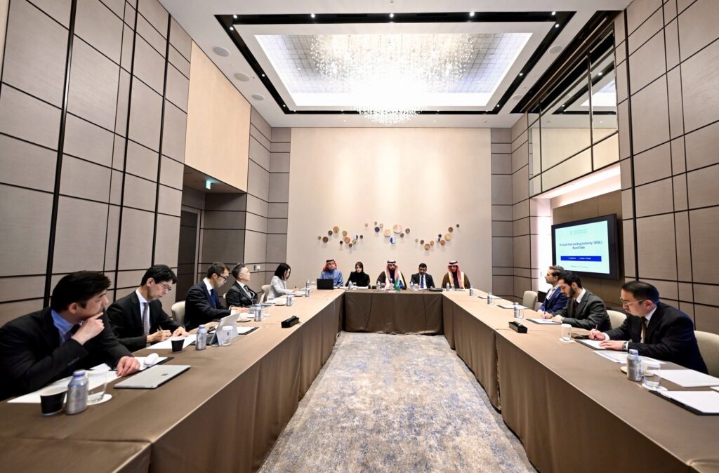 この円卓会議は、様々な分野にわたる両国の強い関係を反映している。(提供)
