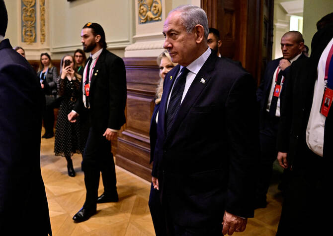 イスラエルのベンヤミン・ネタニヤフ首相は、2025年4月4日、ハンガリーのブダペストにあるルドビカ公共サービス大学に到着した。（ロイター）