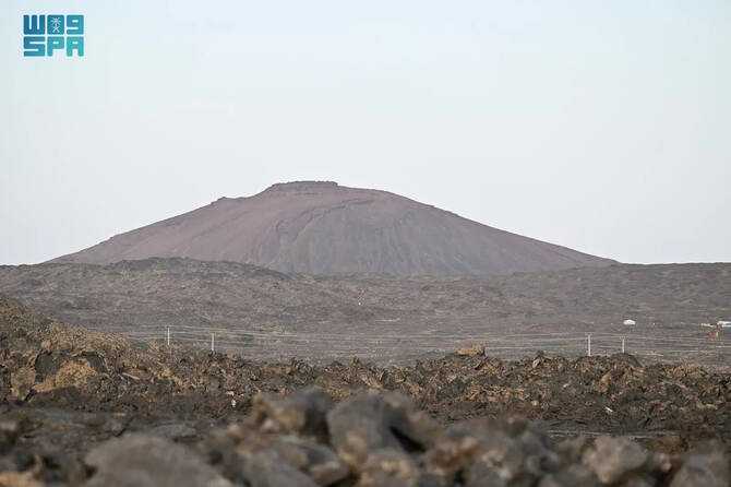 サウジアラビア最大の溶岩地帯のひとつが、マッカ北部からマディーナにかけて広がるハラート・ラハートだ。(SPA写真)