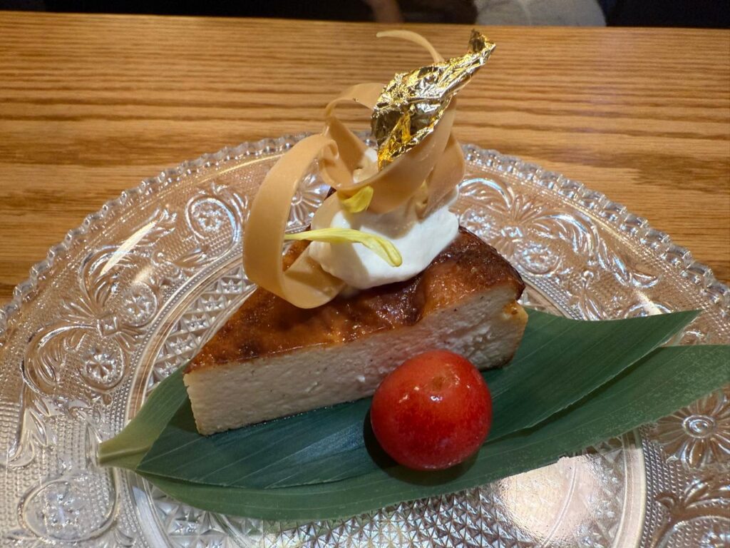 木村シェフはTakaHisaのシェフたちと共に、このイベント限定のユニークなメニューを開発した。(ANJ)
