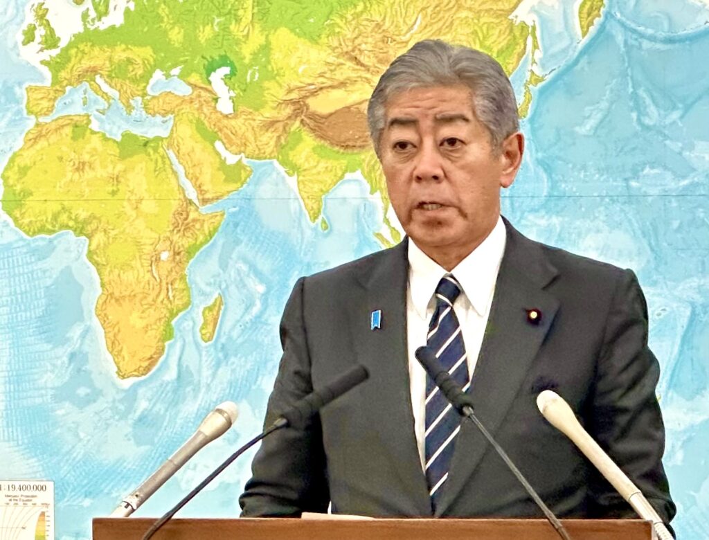 岩屋氏は、イランの核問題は交渉によって解決すべきだという方針を堅持し、これが G7 が伝えたいメッセージだと述べた。(ANJ)