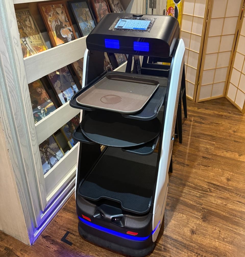 木村屋は伝統的な日本の味と革新的なサービスを融合させ、日本の技術力を垣間見ることができる。(ANJフォト)