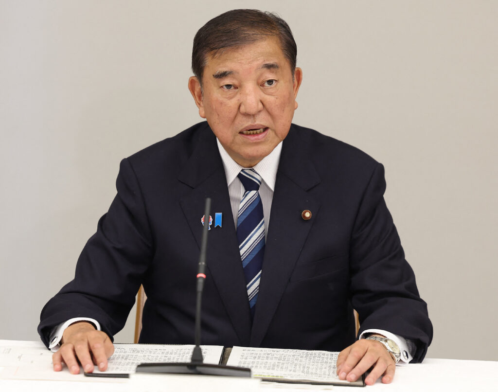 石破氏の支持率は、7月20日の参議院選挙で自民党が率いる連立与党が過半数を失った数日後に実施された前回の調査では、過去最低の22.9％にまで落ち込んでいた。(AFP)