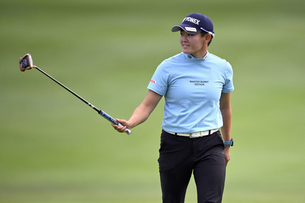 岩井は、2月のタイ、4月のロサンゼルスでの2位フィニッシュの後、今年は双子の姉、千里のLPGAツアー優勝に挑戦している。(AFP)